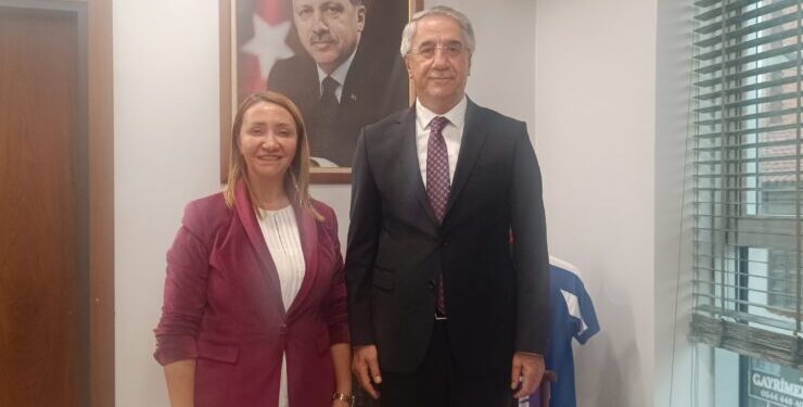 AK Parti Genel Merkezinden Pazaryeri’ne Önemli ZiyaretMücahit Yanılmaz’dan Başkan Tekin’e Destek ve Tam Not
