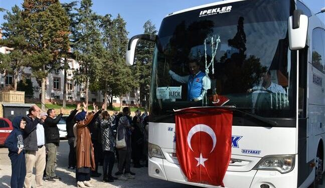 Bilecik Umrecilerini Uğurladı