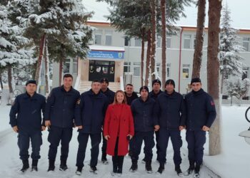 Başkan Tekin’den Yeni Yıla Anlamlı Dokunuş! Görev Başındaki Kurum Çalışanlarını Tek Tek Ziyaret Etti