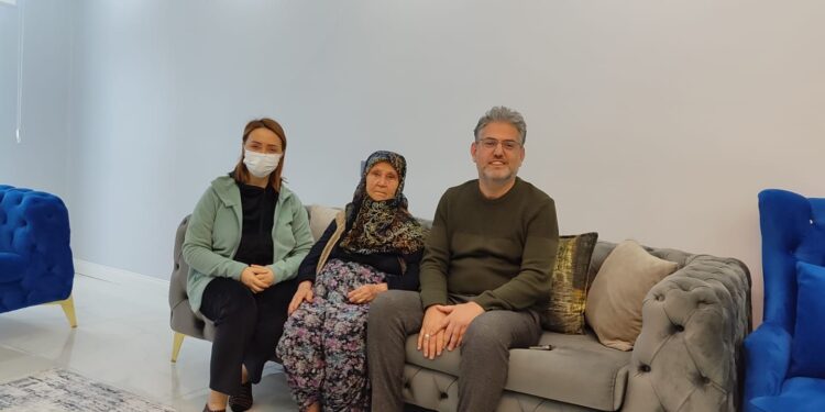 Başkan Suer’den Başkan Tekin’e Evinde Anlamlı Geçmiş Olsun Ziyareti