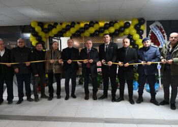 TAKSİCİLER VE TAKSİ DOLMUŞÇULARI DERNEĞİ OFİSİ HİZMETE GİRDİ