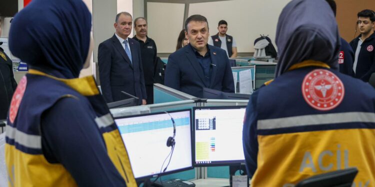 Vali Sözer’den 112 Personeline Ziyaret: “Her Çağrı Bir Hayattır”