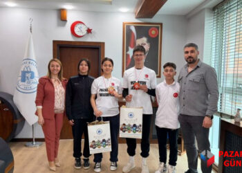 ŞAMPİYONLAR PAZARYERİ’NİN GURURU OLDU!