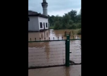 Pazaryeri’nde Sağanak Felaketi Köyleri Vurdu: Evler, Tarım Arazileri ve Cami Sular Altında Kaldı