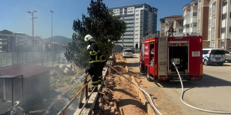 STADYUM İNŞAAT ALANINDA YANGIN ÇIKTI
