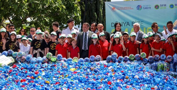 Bilecik’te 5 Ton Plastik Kapak Toplandı, Engellilere Umut Olacak