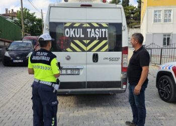 OKUL SERVİS ARAÇLARI DENETLENDİ
