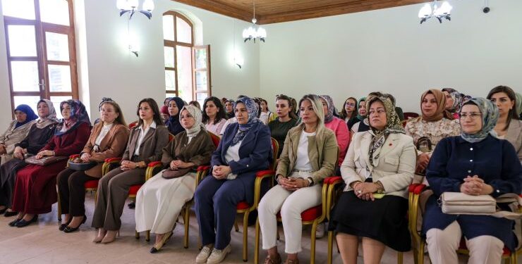 Bir Çocuğun Hayatına Dokunmak İçin Bir Araya Geldiler
