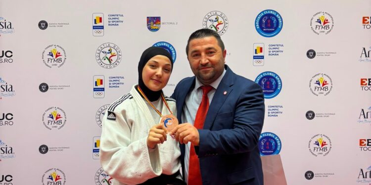BİLECİKLİ MİLLİ JUDOCUDAN BALKAN ŞAMPİYONASI’NDA BRONZ MADALYA